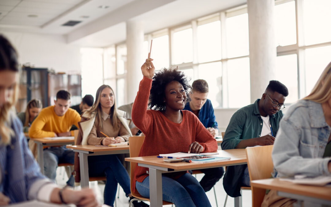 Photo d'une classe de rentrée décalée.